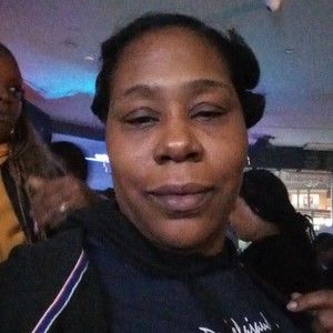 Meet your Posher, Dedelajaudes